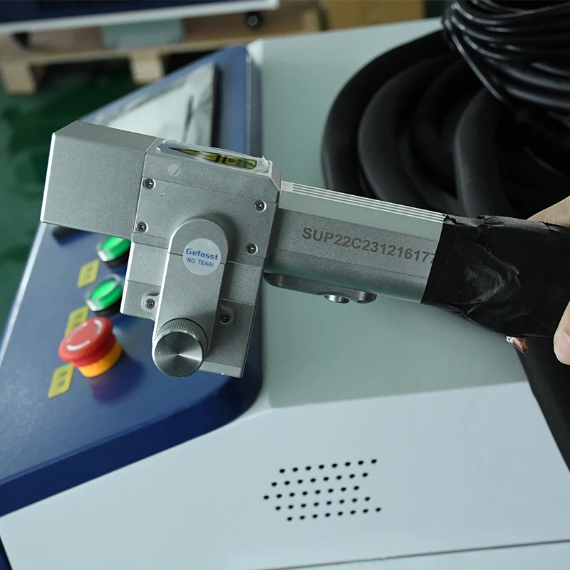 SUP22C Testa di Pulizia Laser  - Industrial Laser Head recensione e prezzo