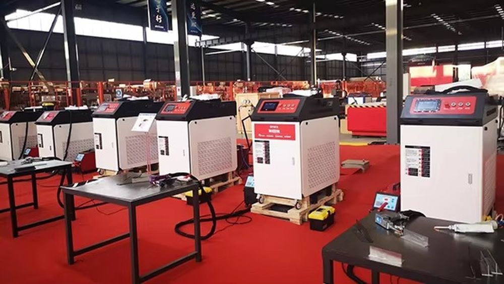 Nuova Macchina Portatile Indus - Industrial Laser Welding Machine For Sale recensione e prezzo